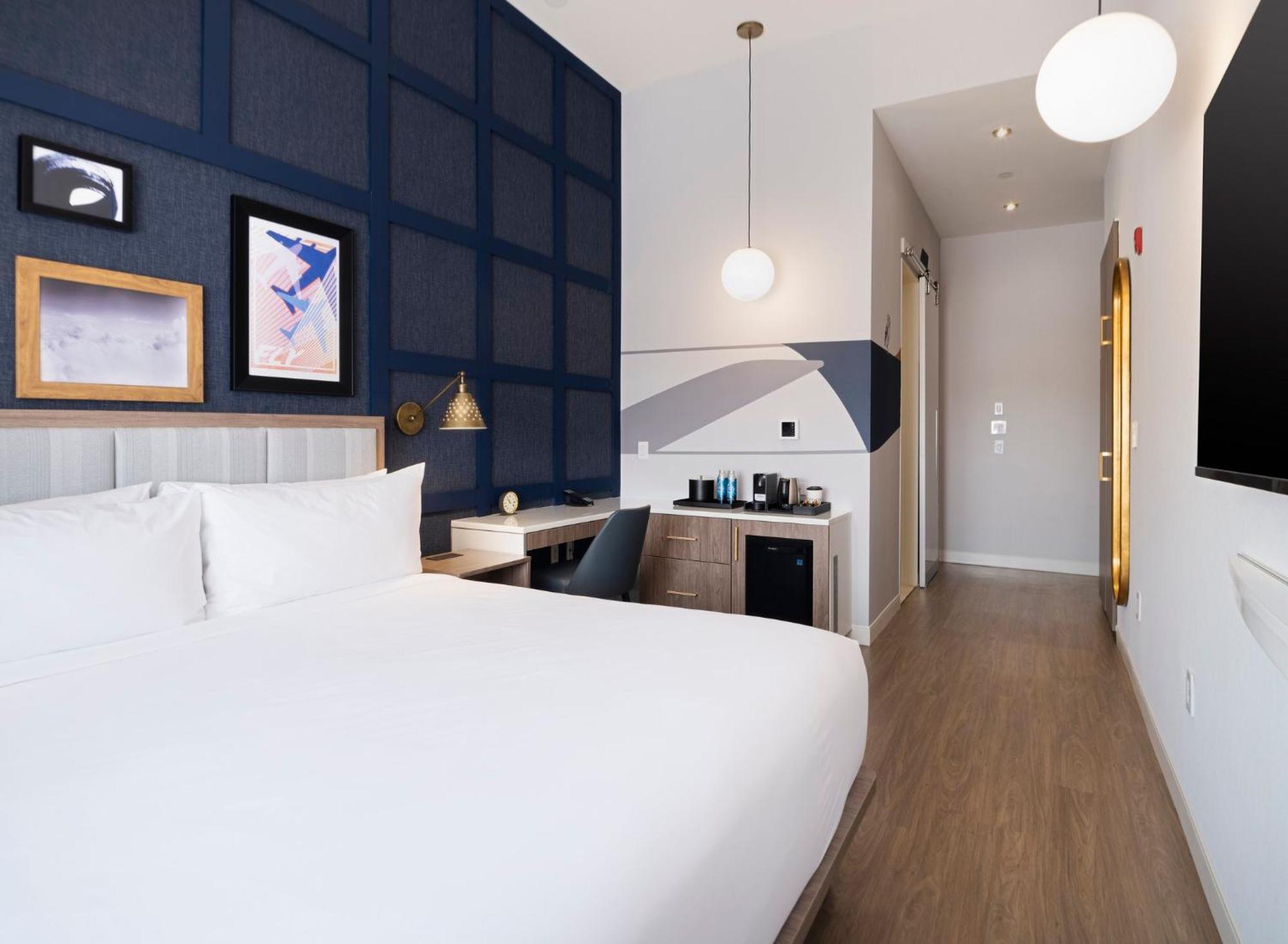 Voco Fiorello - Laguardia East By Ihg New York Exteriör bild